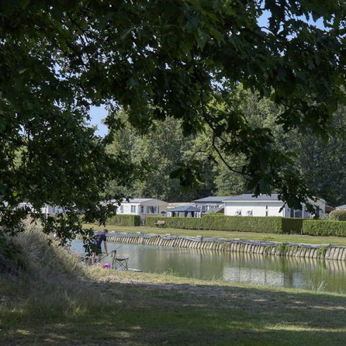 kampeerverblijfpark-t-heultje-1639-stacaravans-bij-visvijver kampeerverblijfpark-t-heultje-1639-stacaravans-bij-visvijver